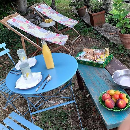 B&B I Glicini Vescina Экстерьер фото