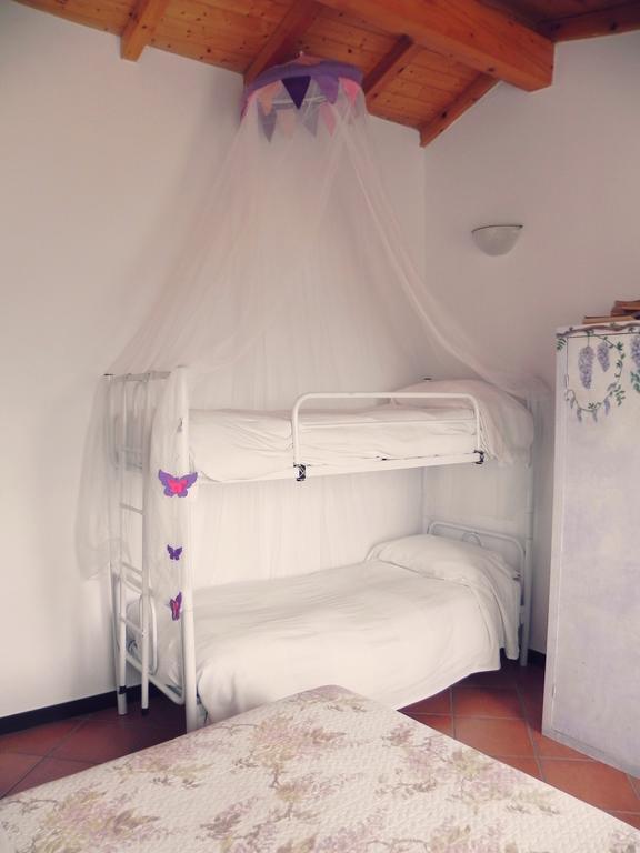 B&B I Glicini Vescina Экстерьер фото