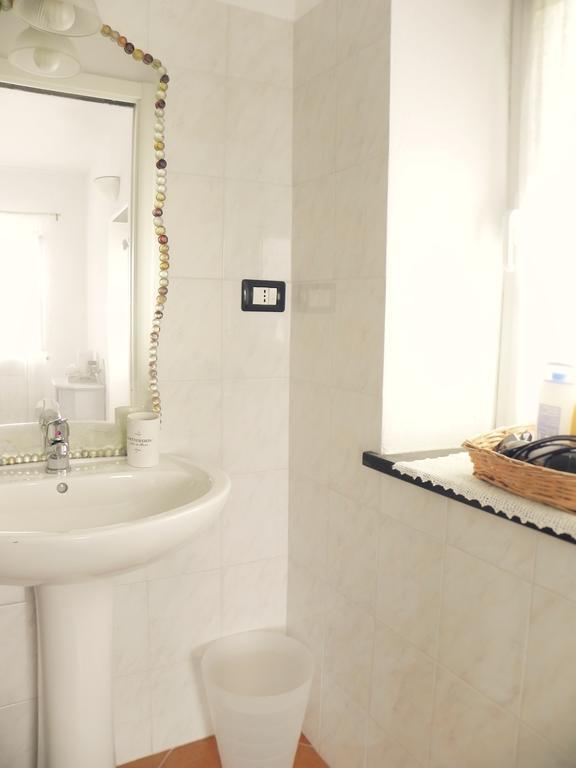 B&B I Glicini Vescina Экстерьер фото